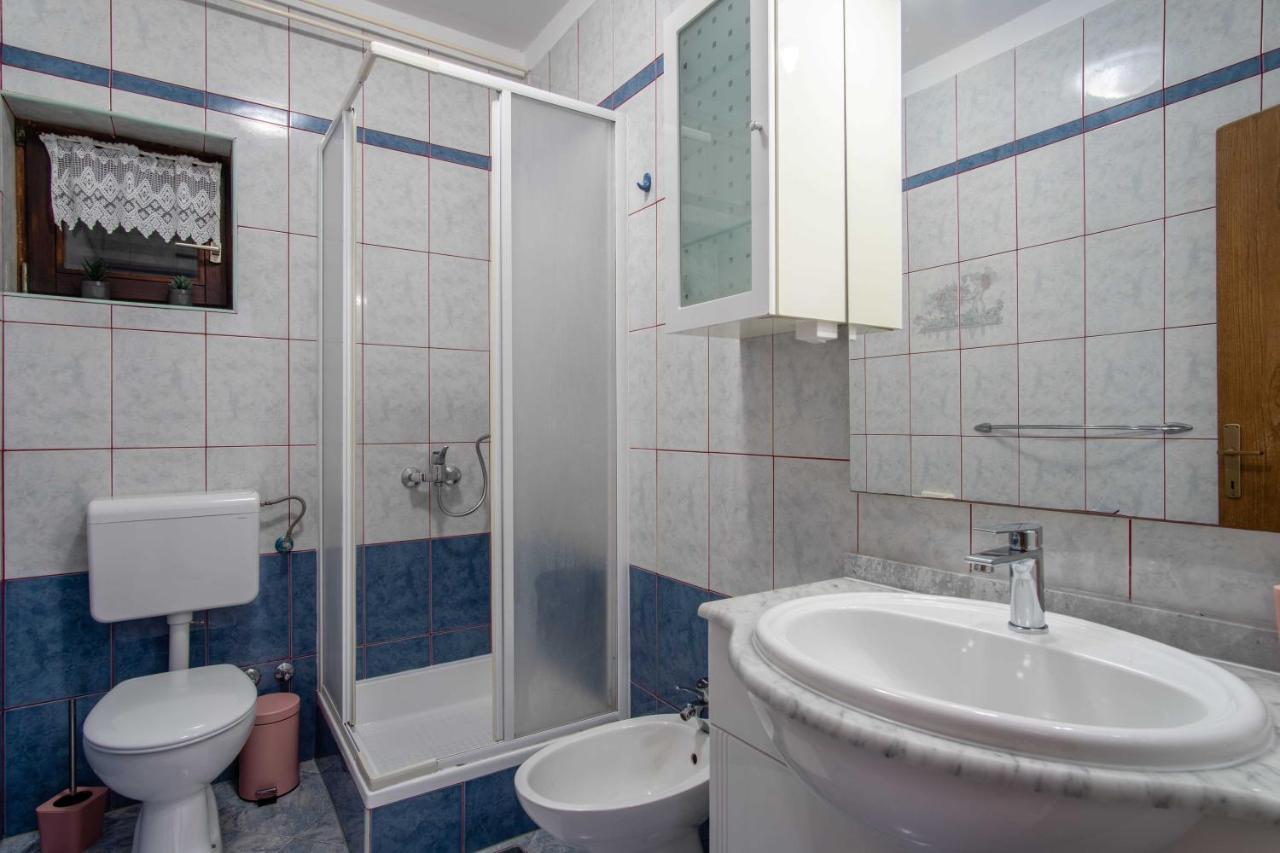 Ostaric Daire Mandre Dış mekan fotoğraf